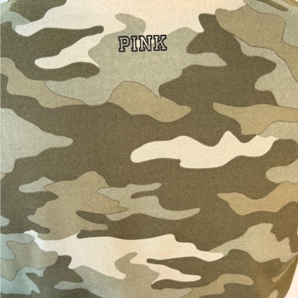 PINK Victoria’s Secret Ultimate Wrap Top Womens Medium Green Camo Athletic Top - Picture 8 of 9